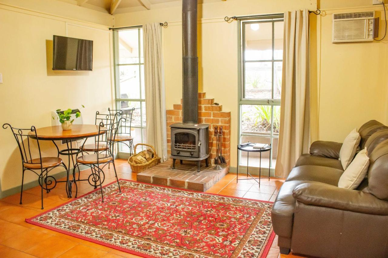 Kalimna Woods Cottages Lakes Entrance Dış mekan fotoğraf